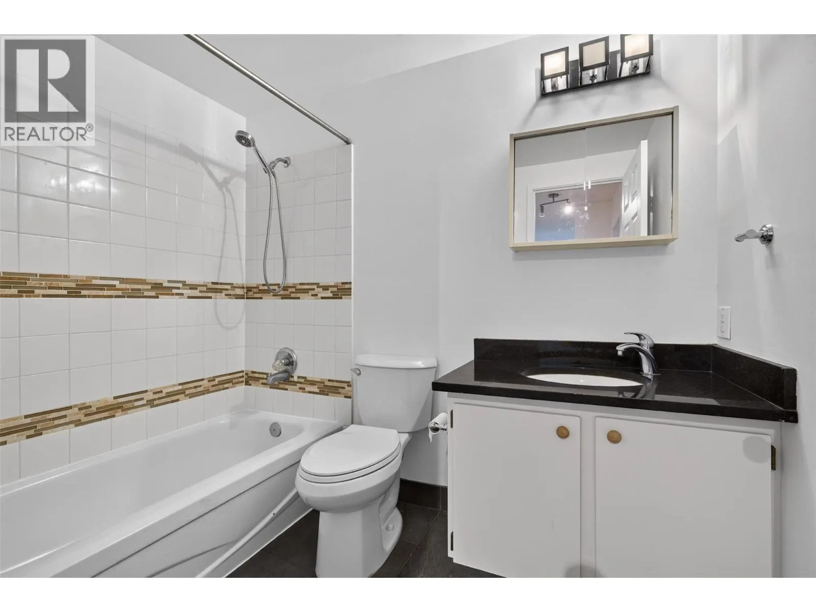 395 Franklyn Road Unit# 214