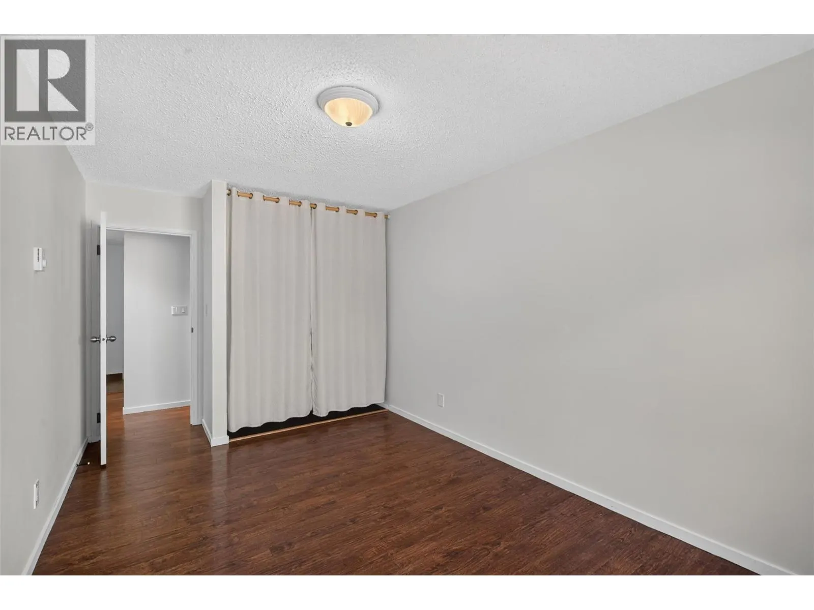 395 Franklyn Road Unit# 214