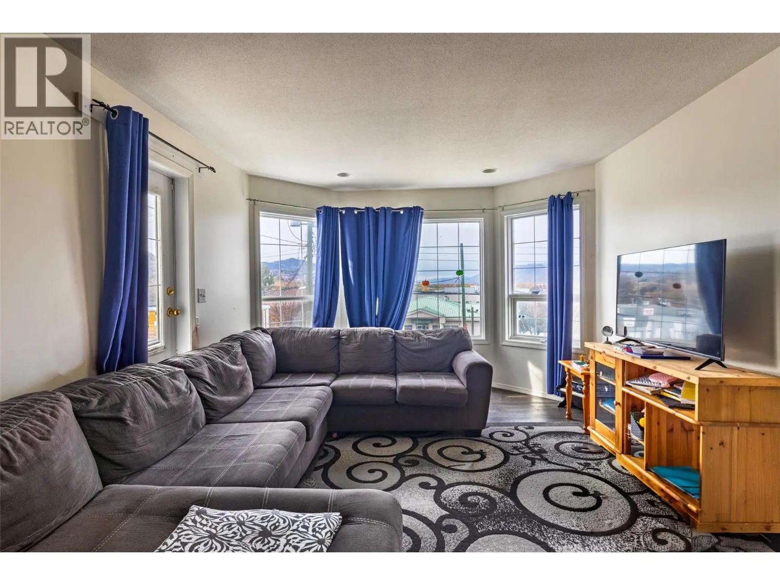 1659 Valleyview Drive