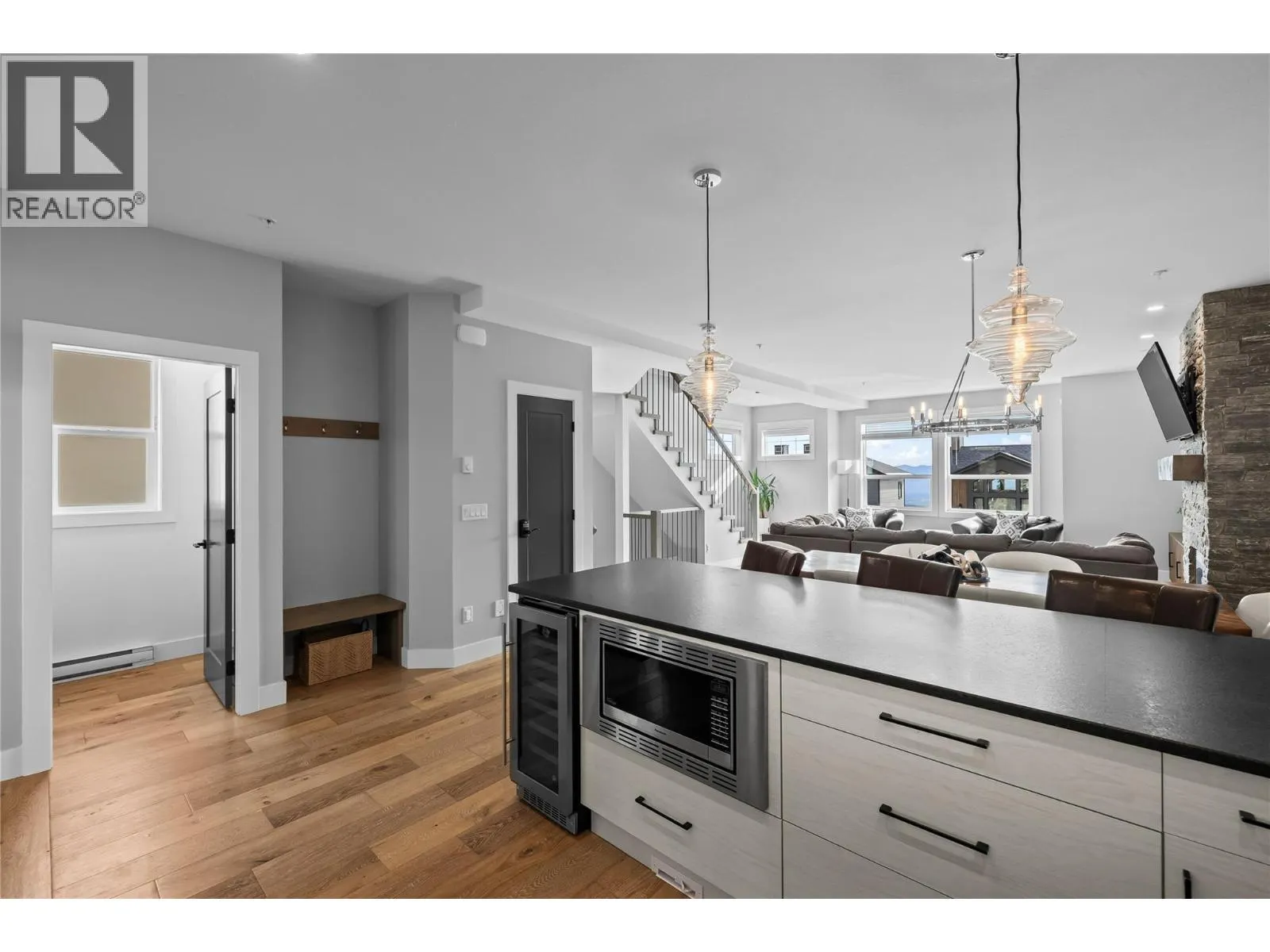 210A Grizzly Ridge Trail