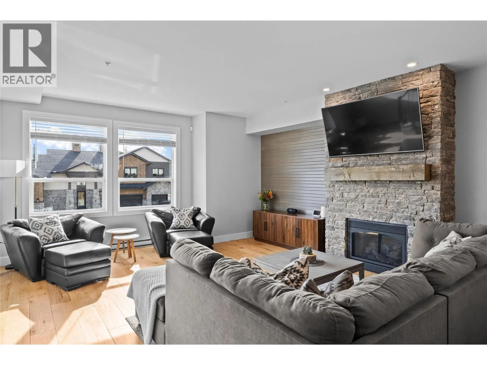 210A Grizzly Ridge Trail
