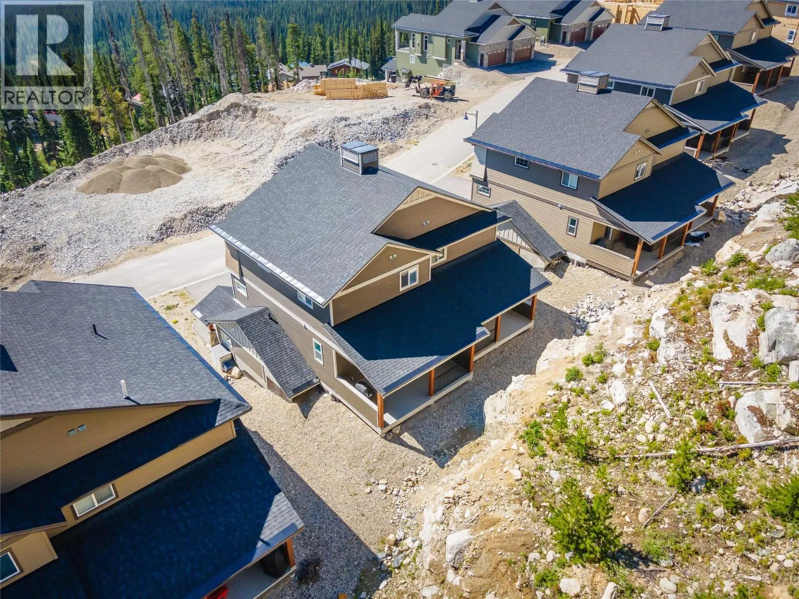 210A Grizzly Ridge Trail