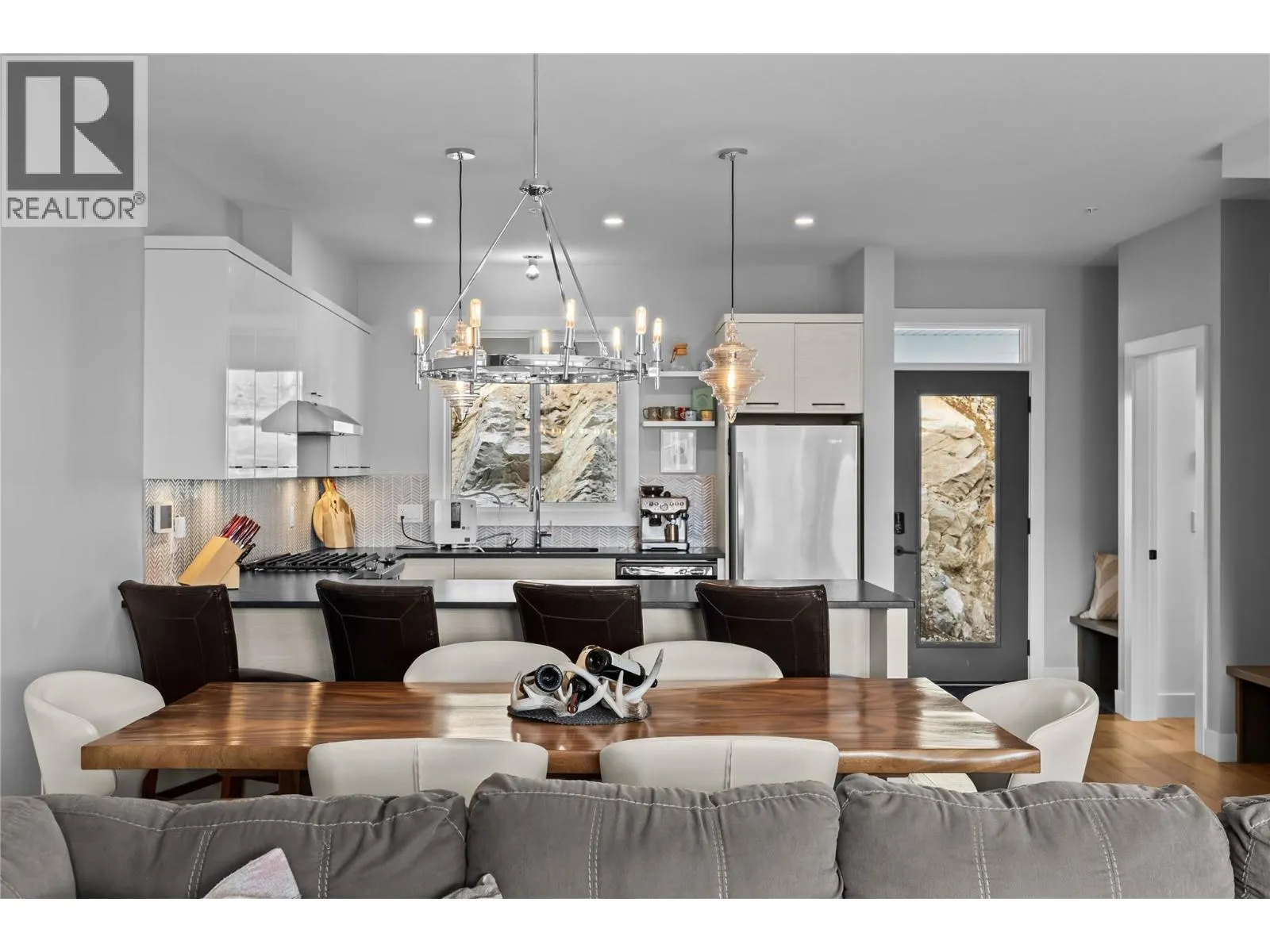 210A Grizzly Ridge Trail