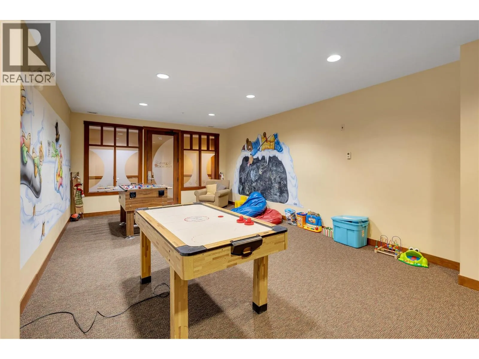 255 Feathertop Way Unit# 307/307A