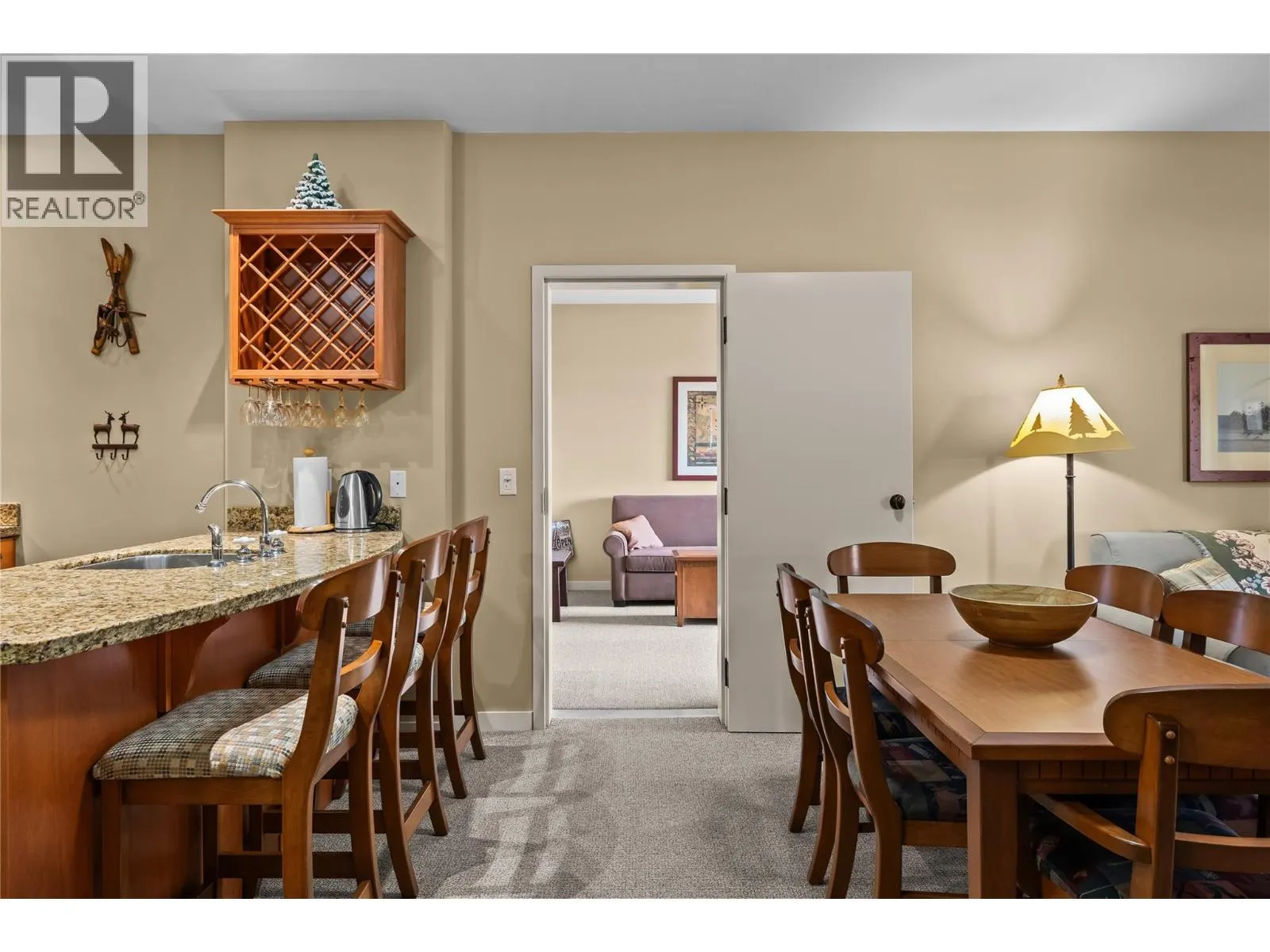 255 Feathertop Way Unit# 307/307A