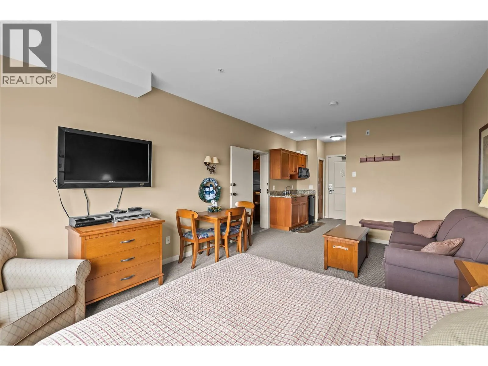 255 Feathertop Way Unit# 307/307A