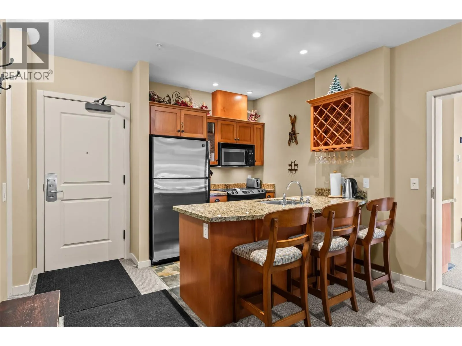 255 Feathertop Way Unit# 307/307A