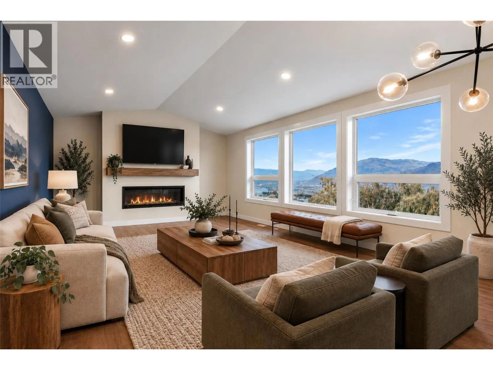 318 Gleneagles Drive
