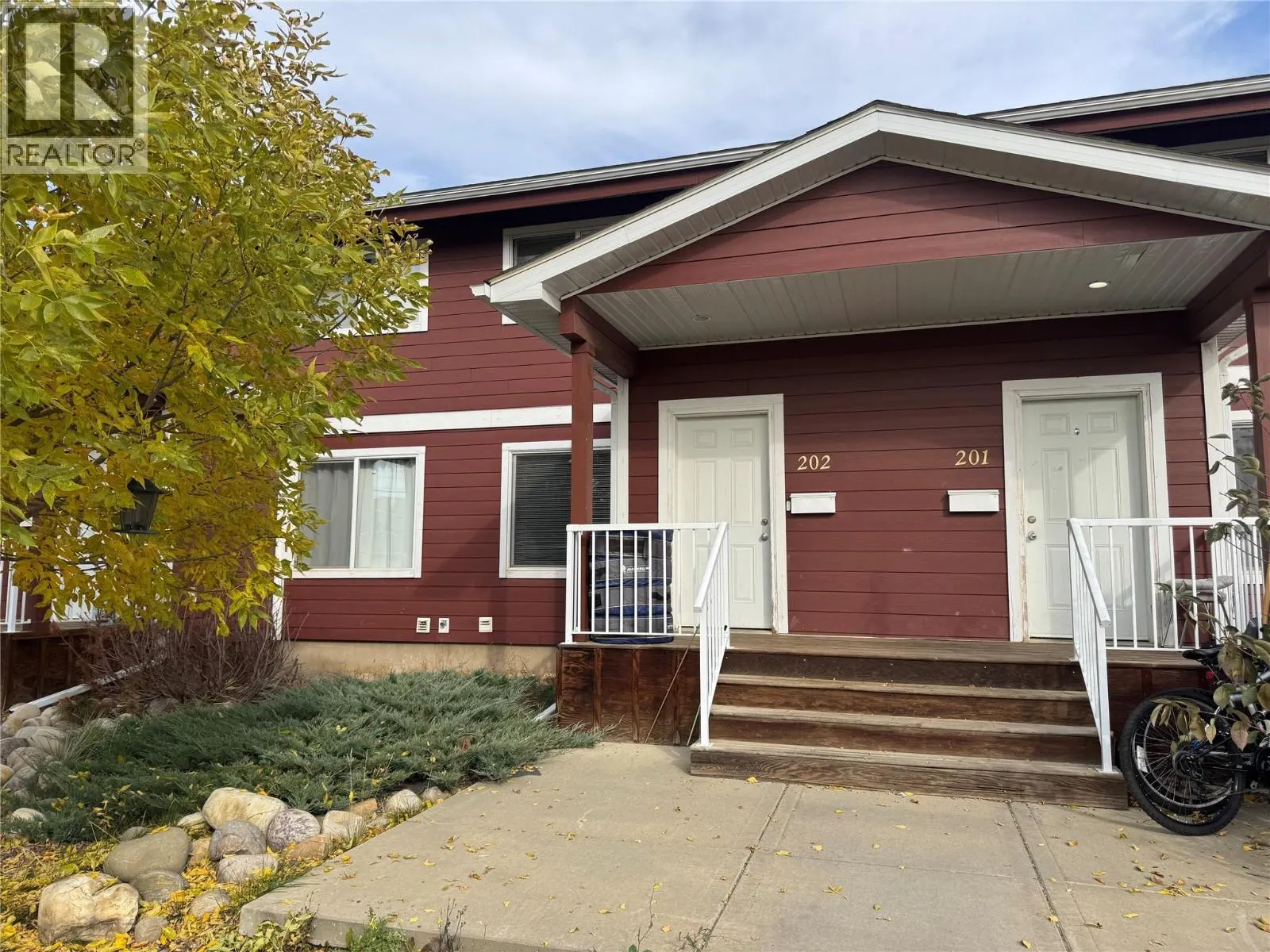 1716 Willowbrook Crescent Unit# 202