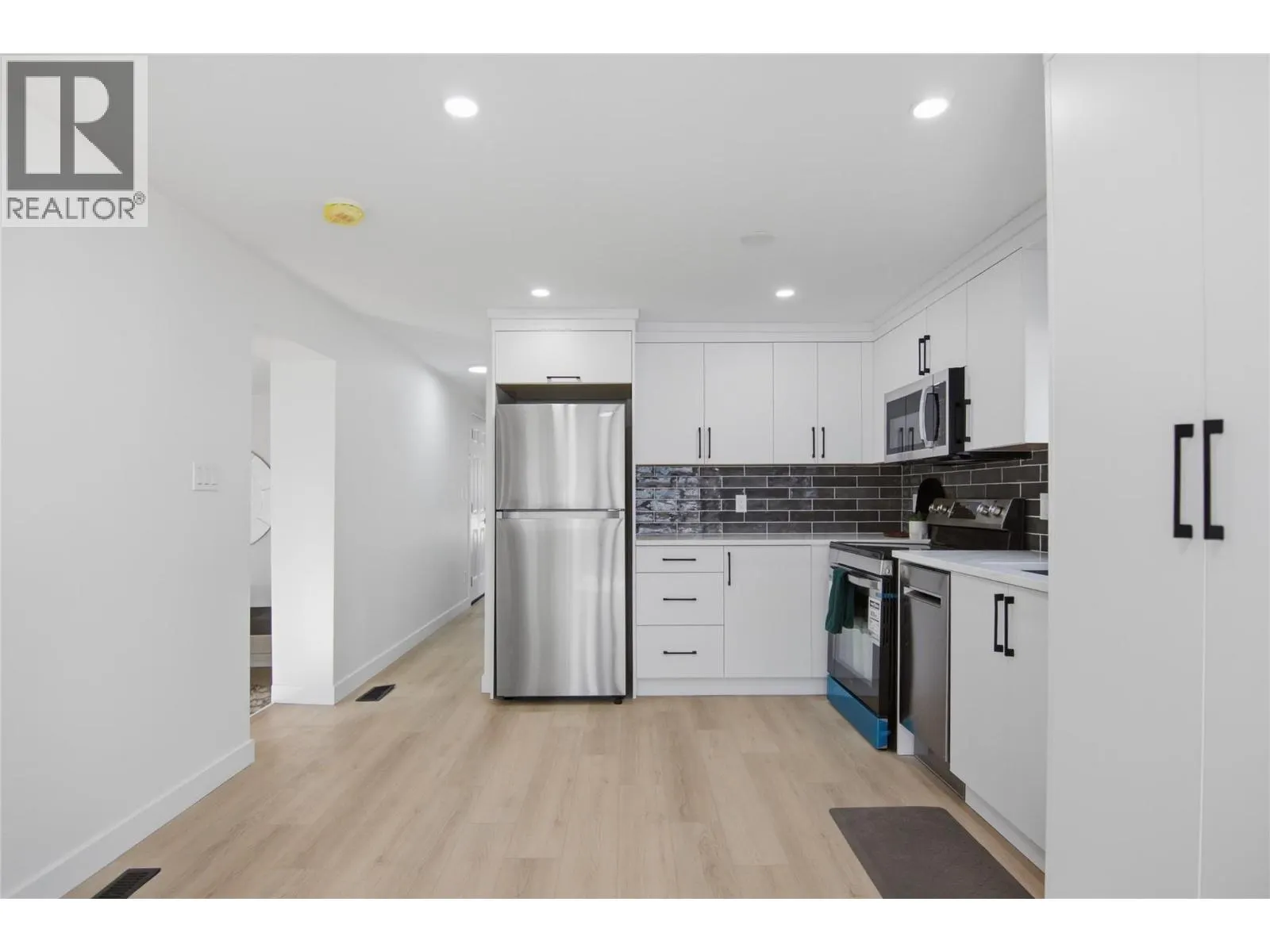 4626 Summer Road Unit# 6