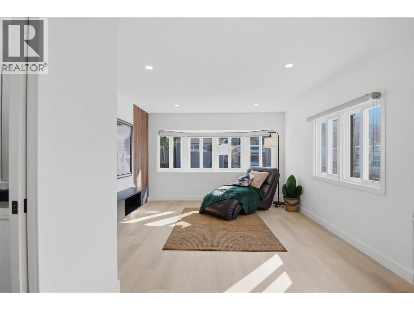 4626 Summer Road Unit# 6