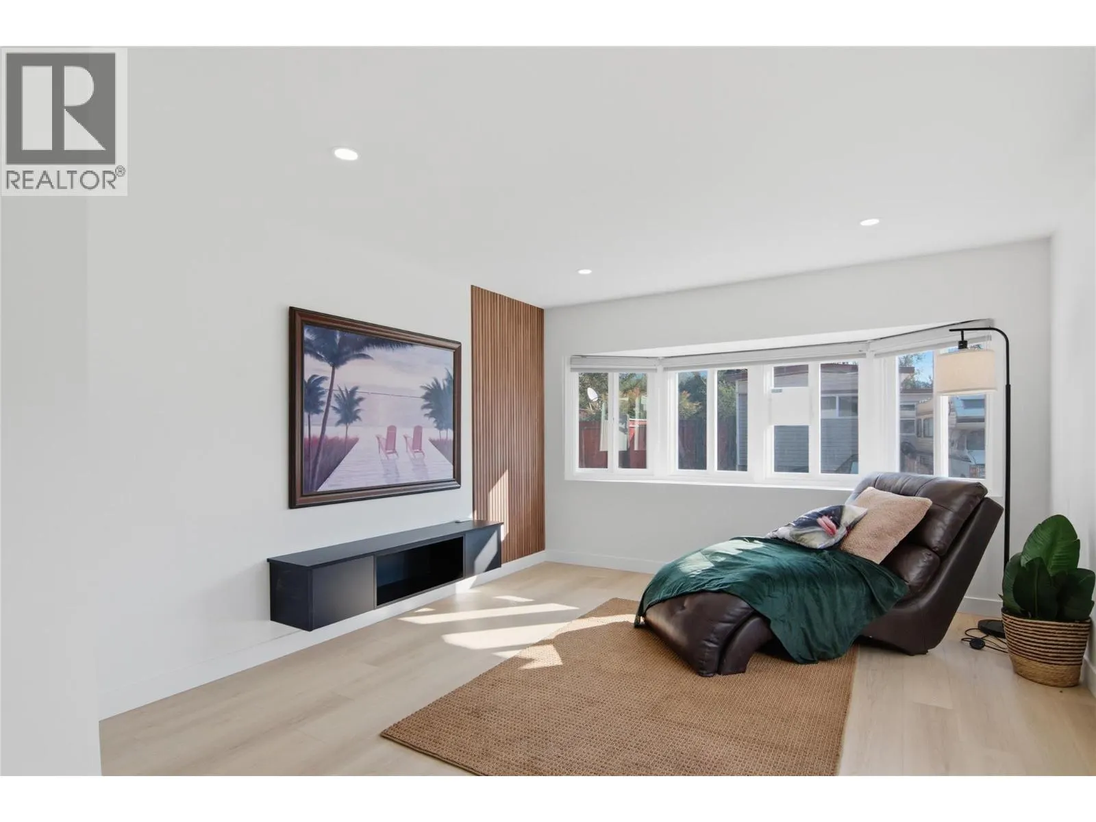 4626 Summer Road Unit# 6