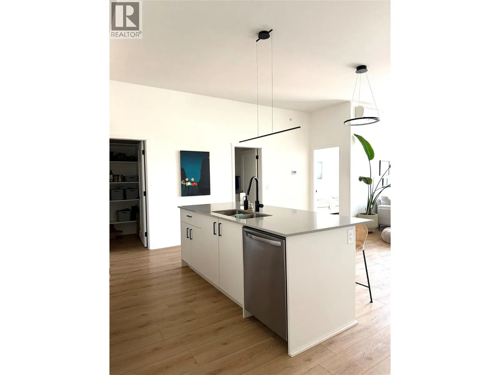 660 Cawston Avenue Unit# 608