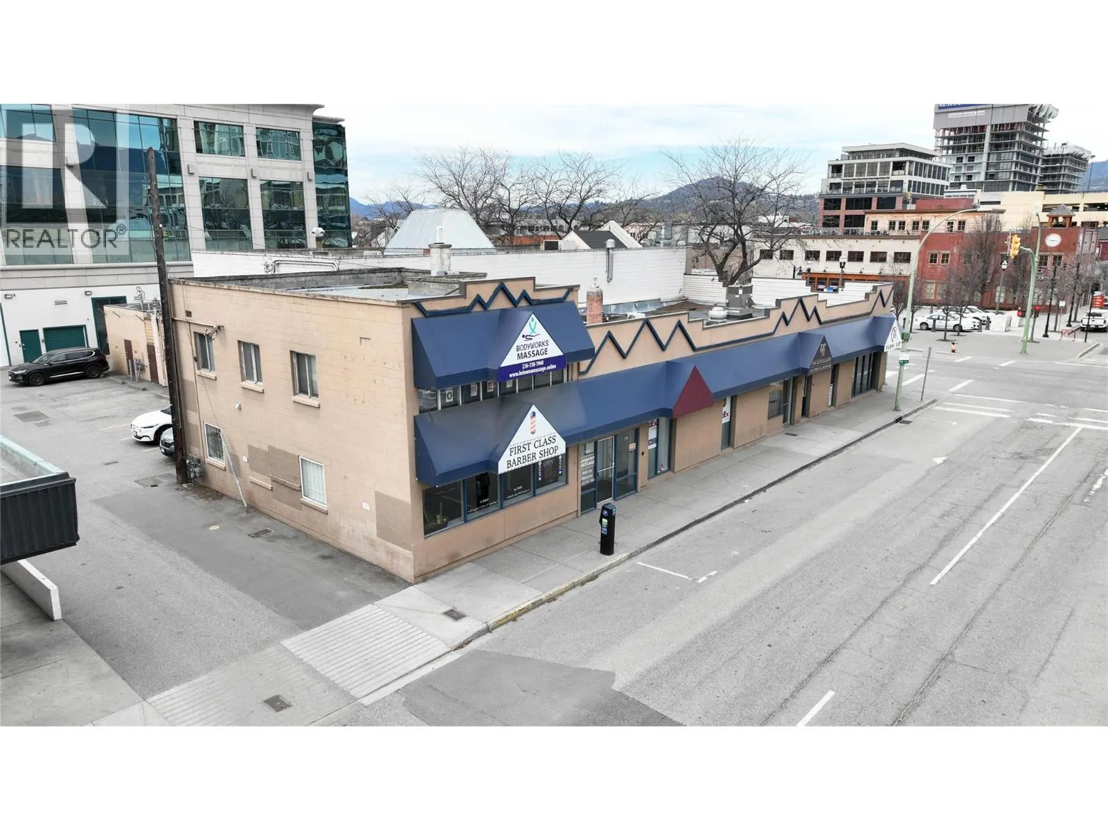 1607 Ellis Street
