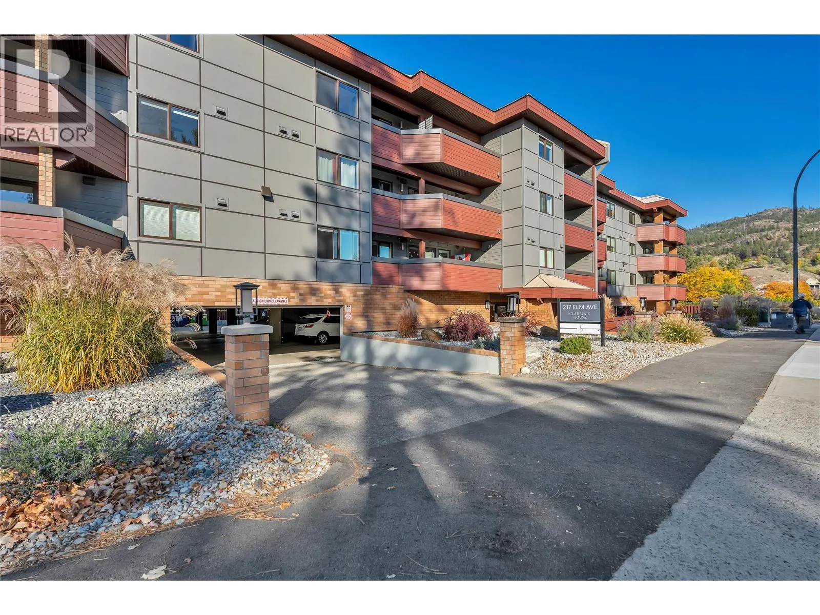 217 Elm Avenue Unit# 102