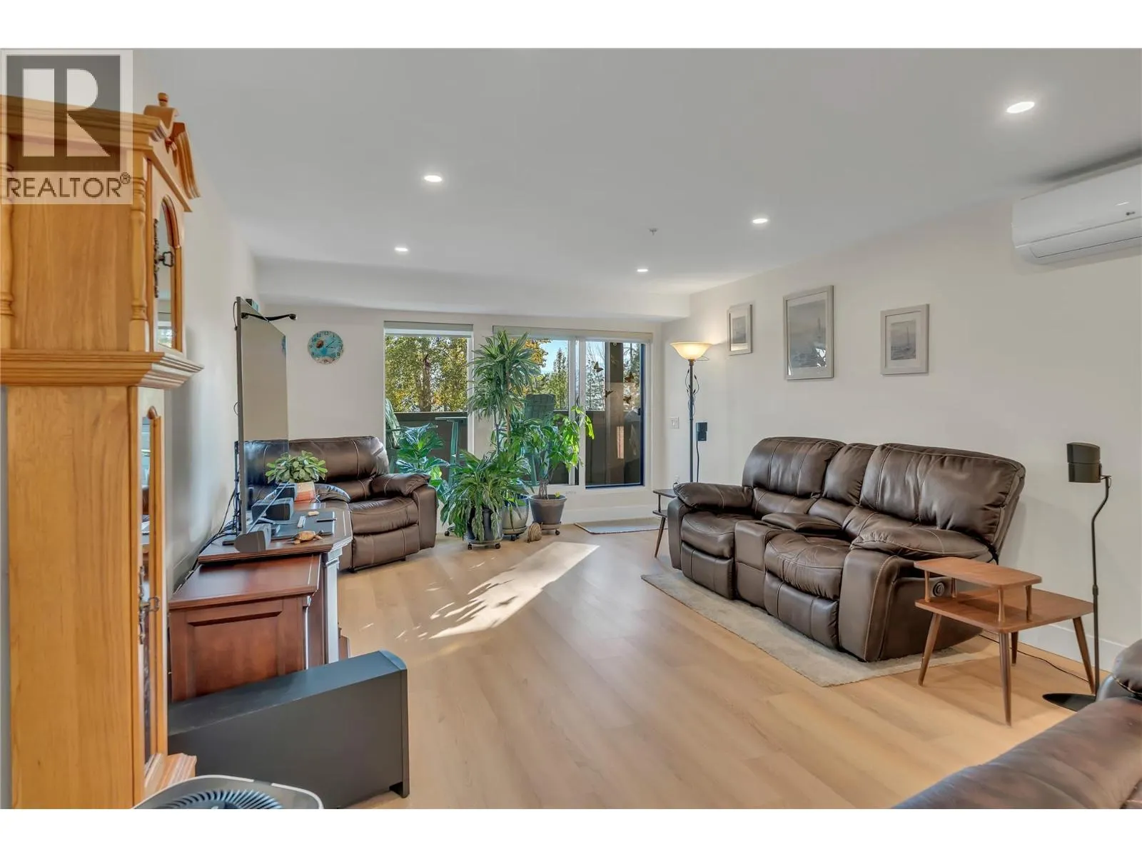 217 Elm Avenue Unit# 102