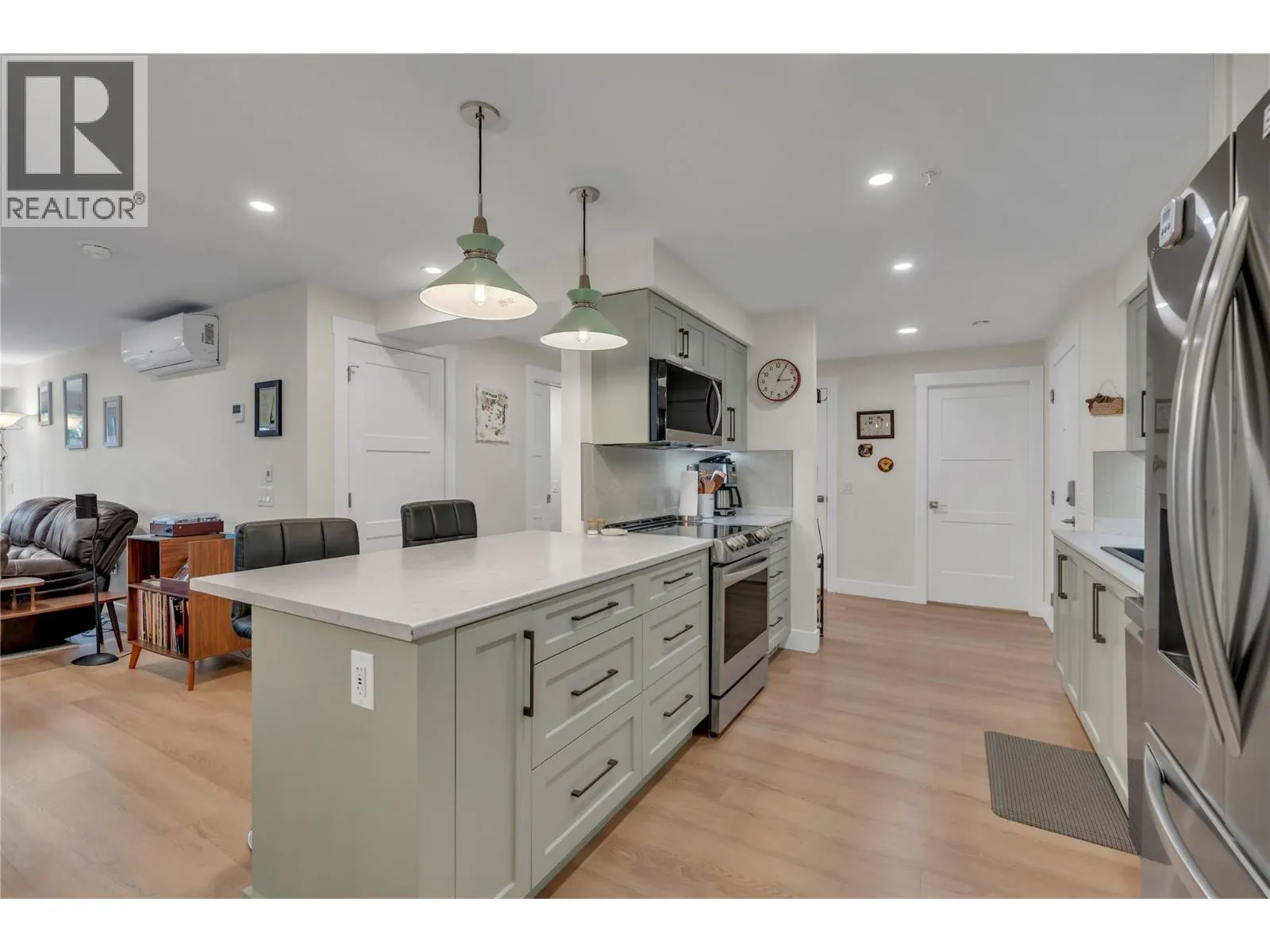 217 Elm Avenue Unit# 102