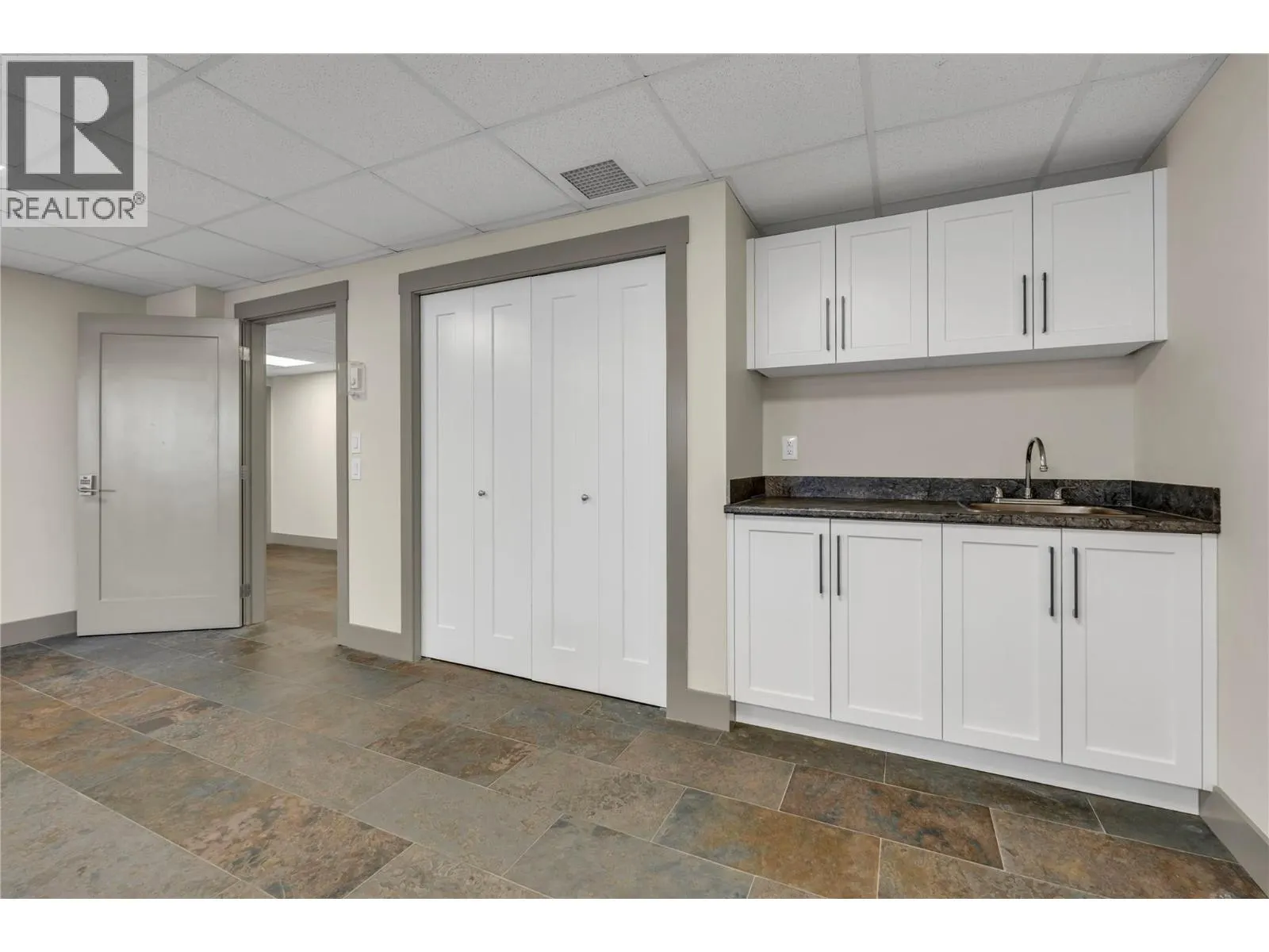 217 Elm Avenue Unit# 102