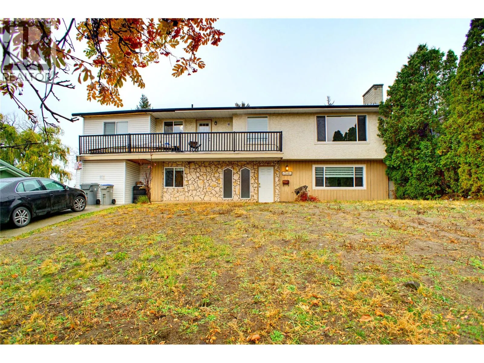 748 GLENEAGLES Drive