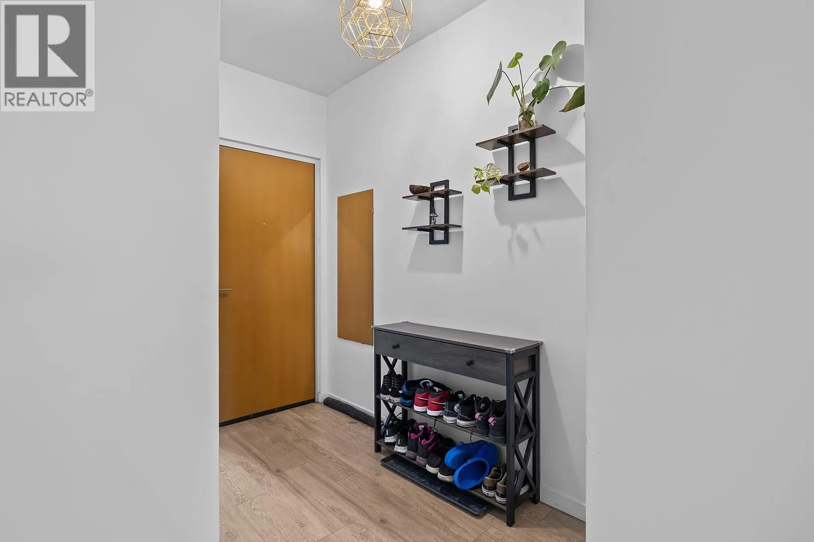 3030 Pandosy Street Unit# 303