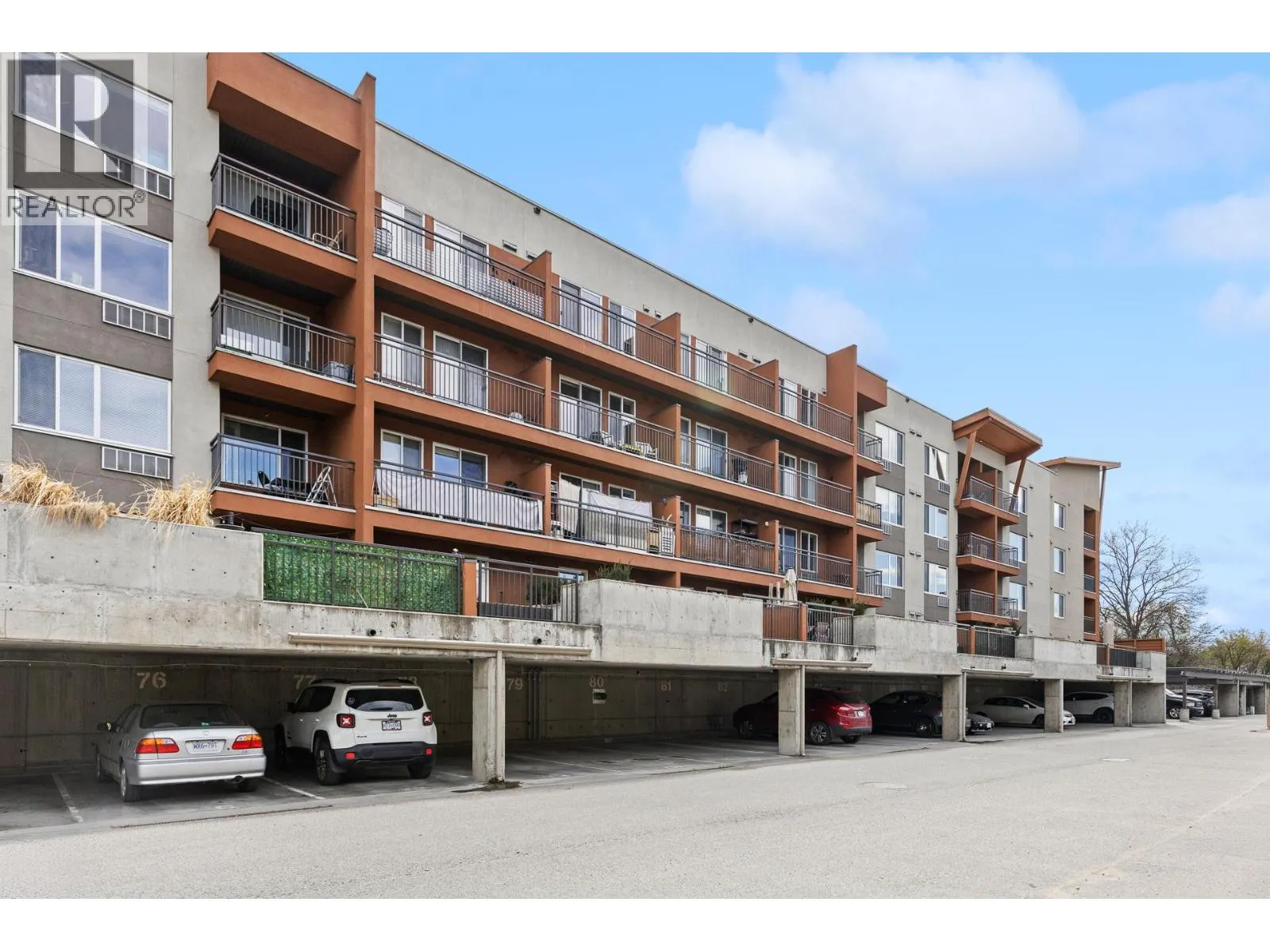 1550 Dickson Avenue Unit# 222