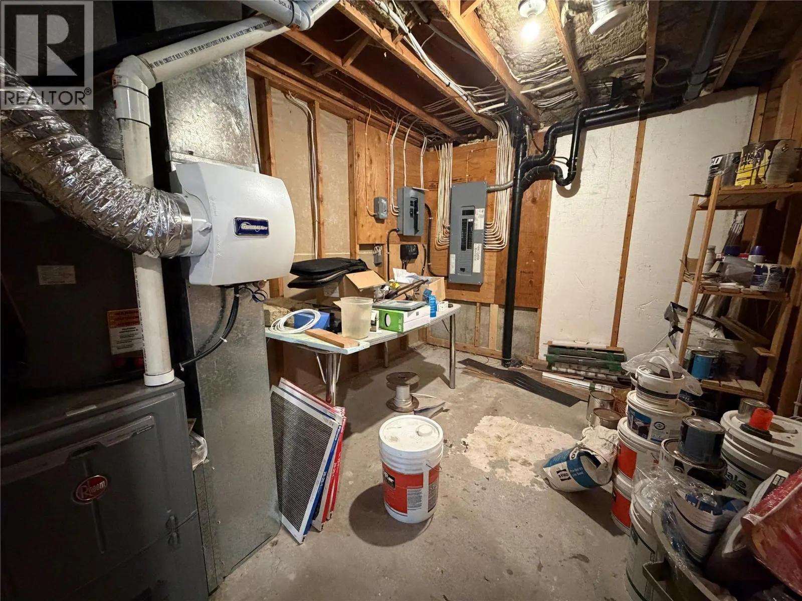 727 Highway 3 Highway E