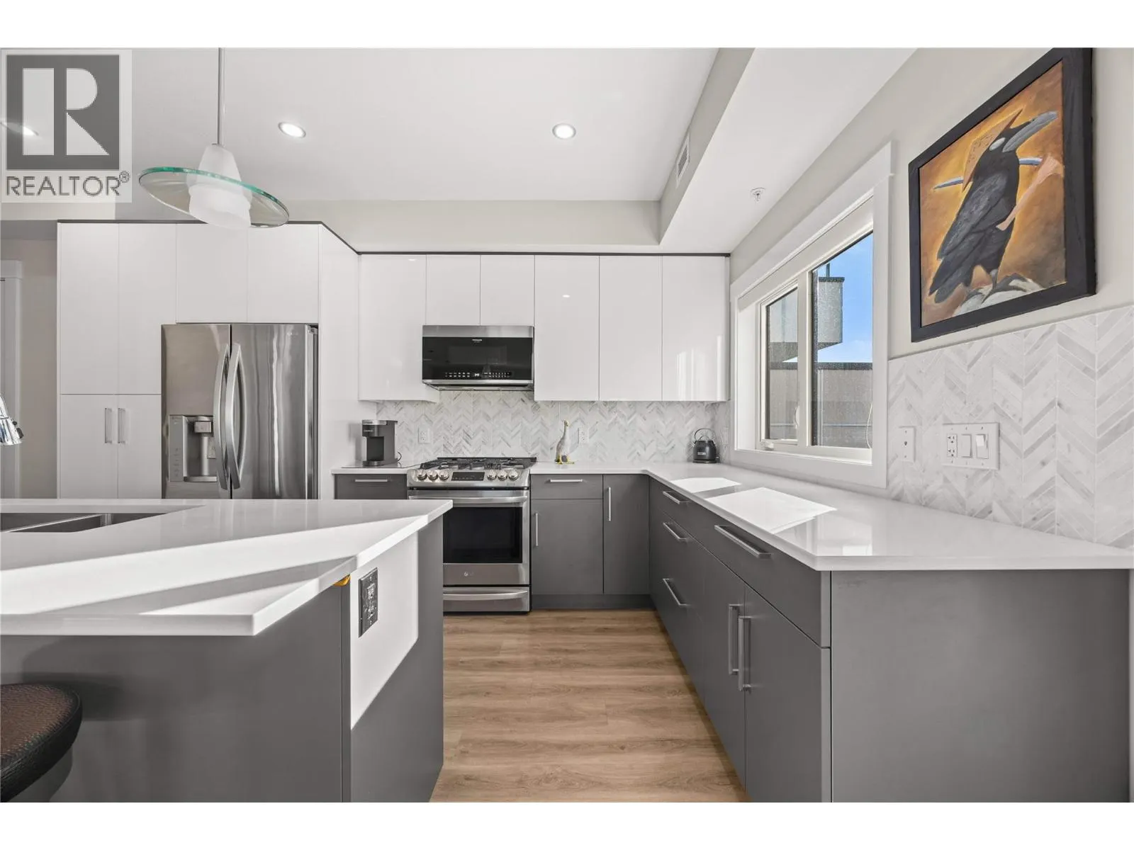 1883 Water Street Unit# 202