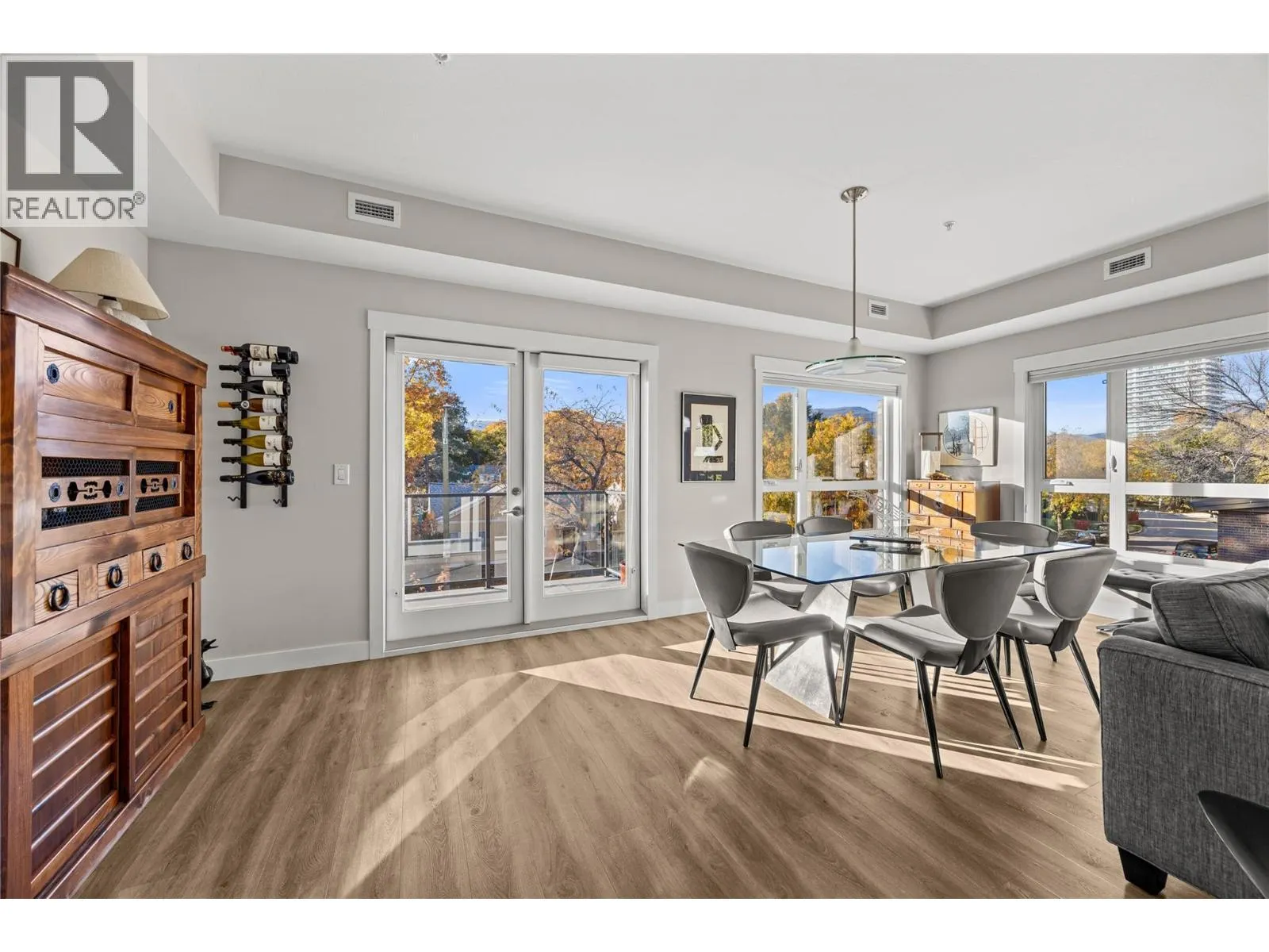1883 Water Street Unit# 202