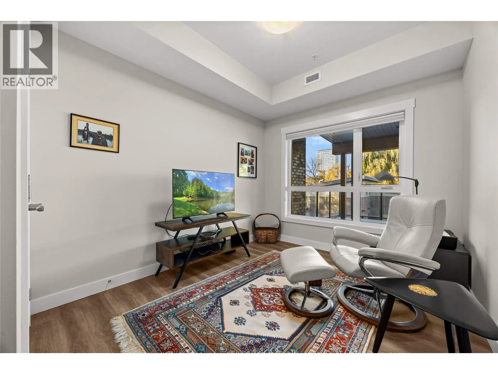 1883 Water Street Unit# 202
