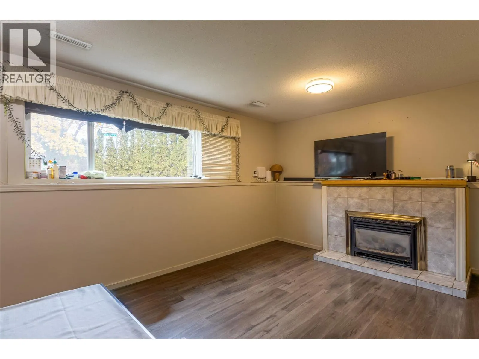 1645 Monterey Place