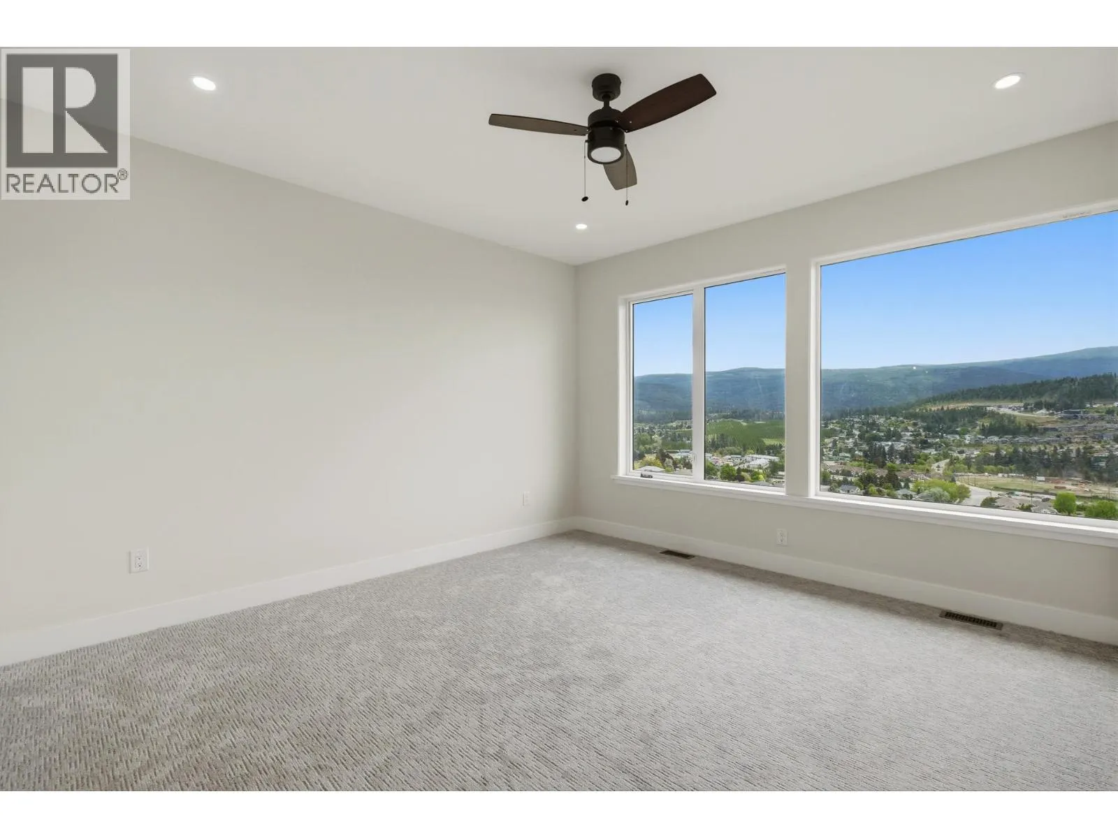 1531 Fairwood Lane