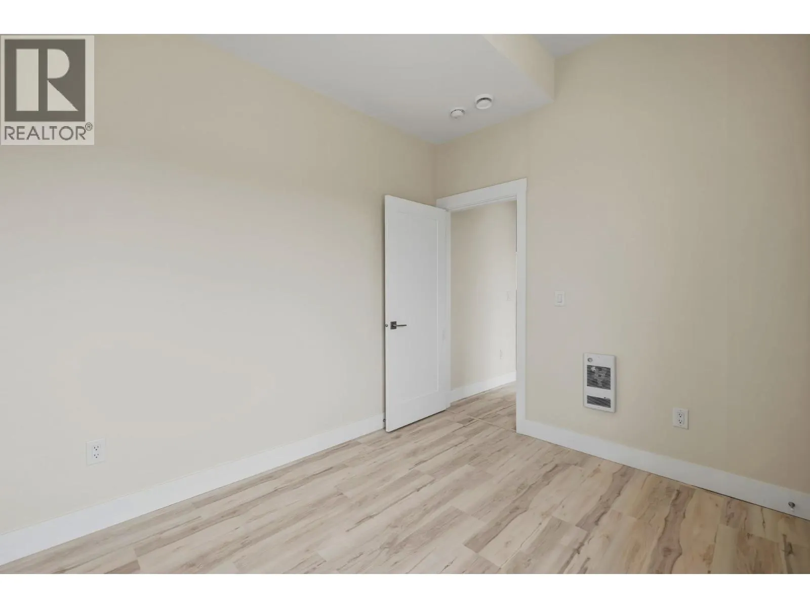 1531 Fairwood Lane