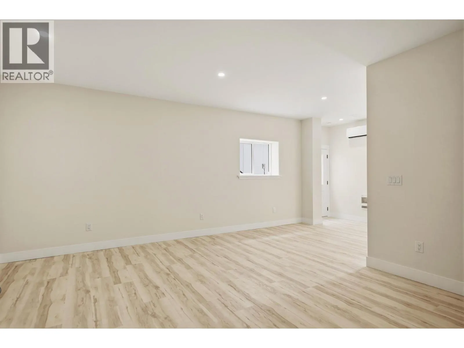 1531 Fairwood Lane