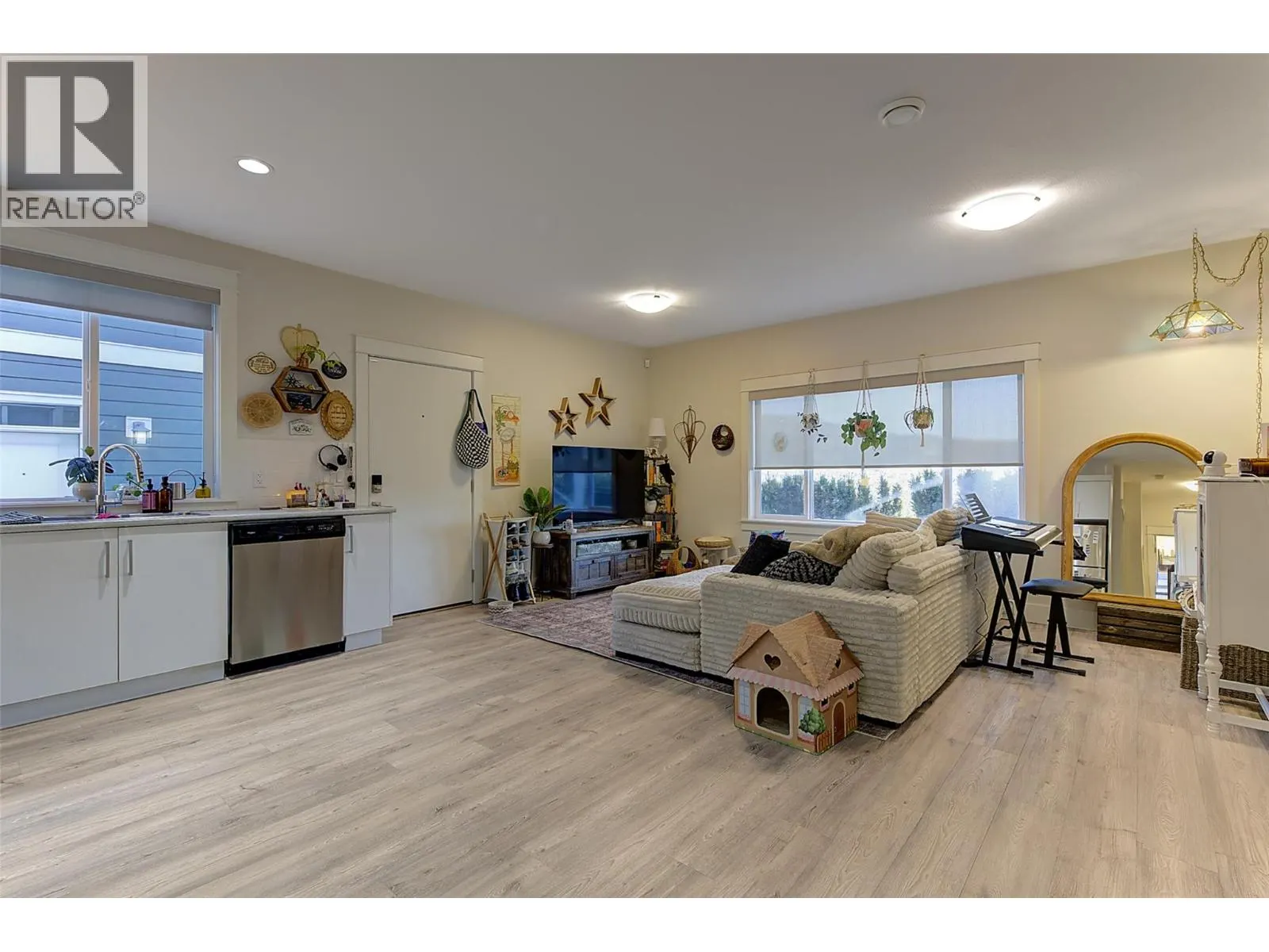 13371 Apex Lane