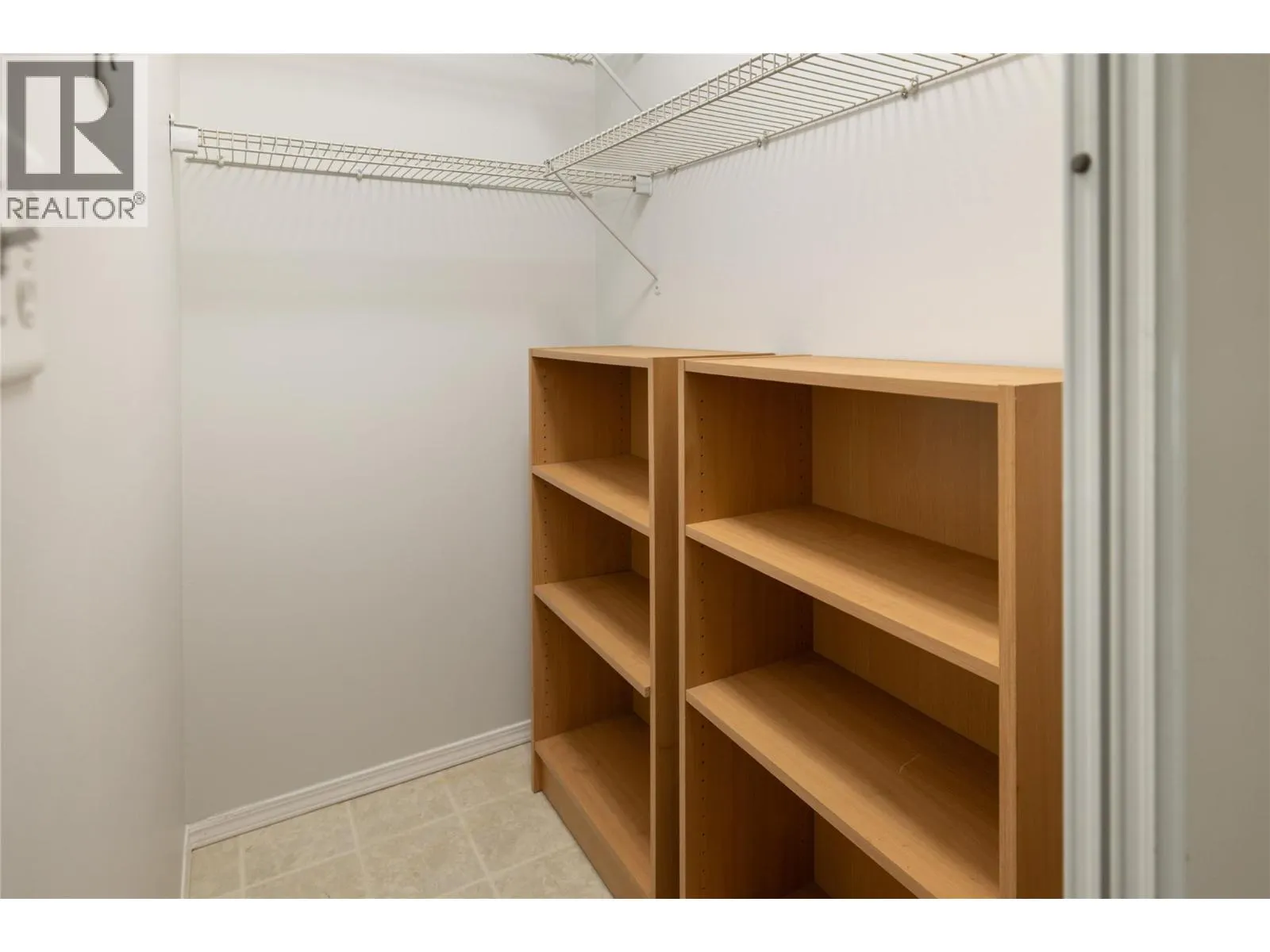 435 FRANKLYN Road Unit# 207