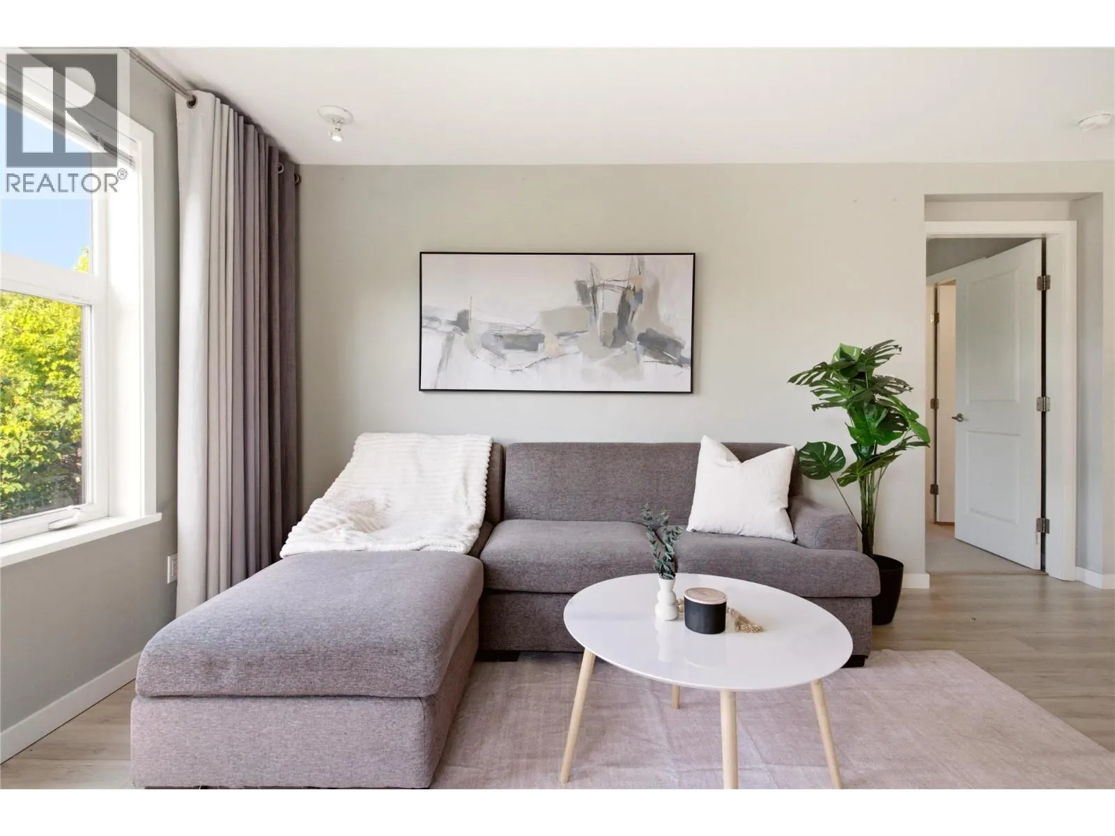 563 Yates Road Unit# 215