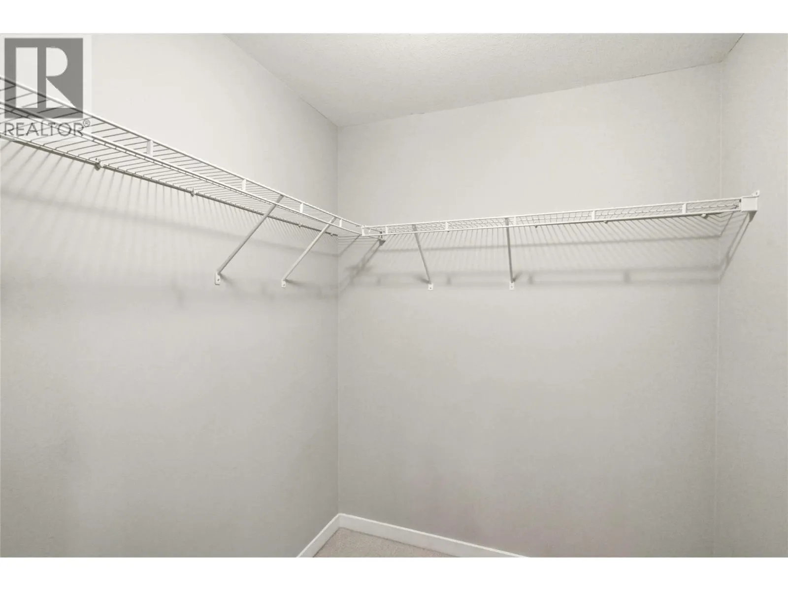 563 Yates Road Unit# 215
