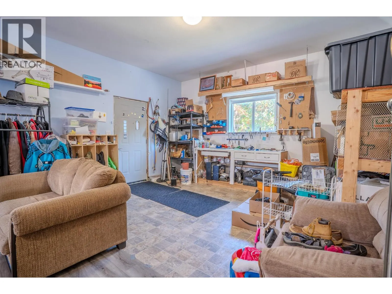 343 Shuswap Avenue