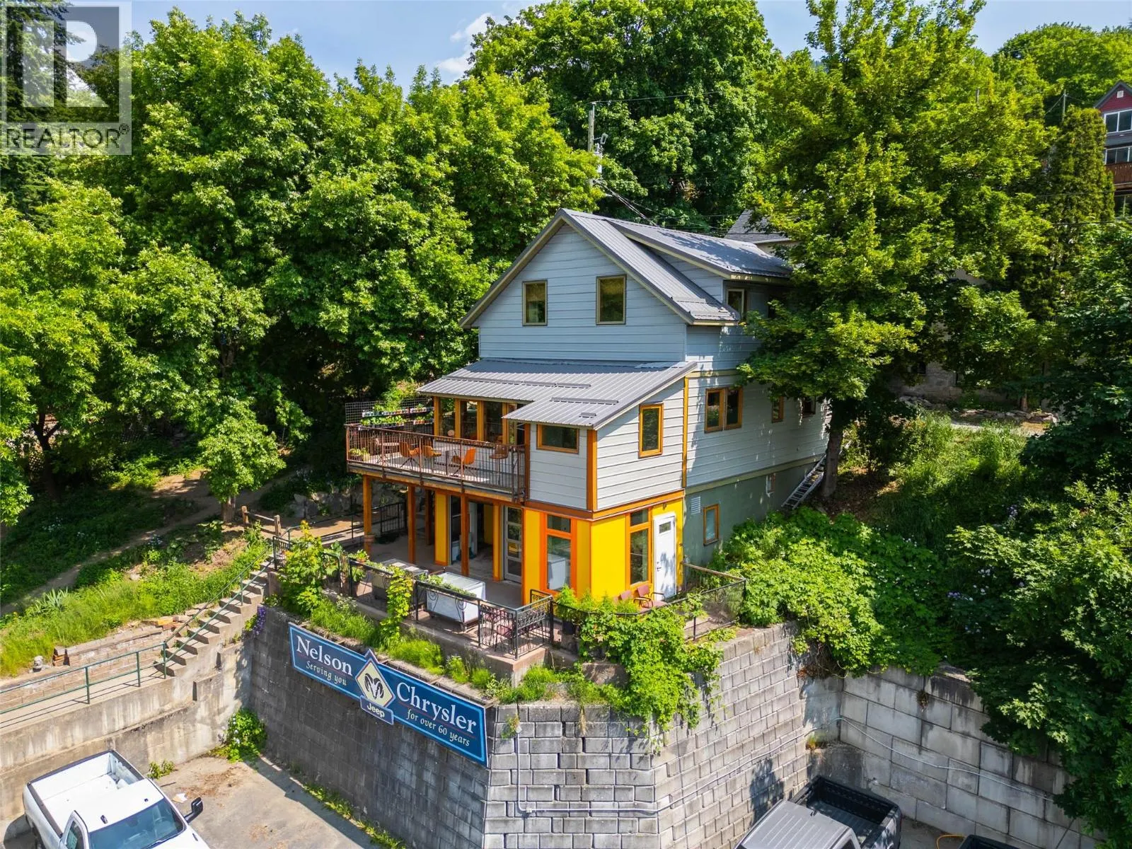 512 Hendryx Street