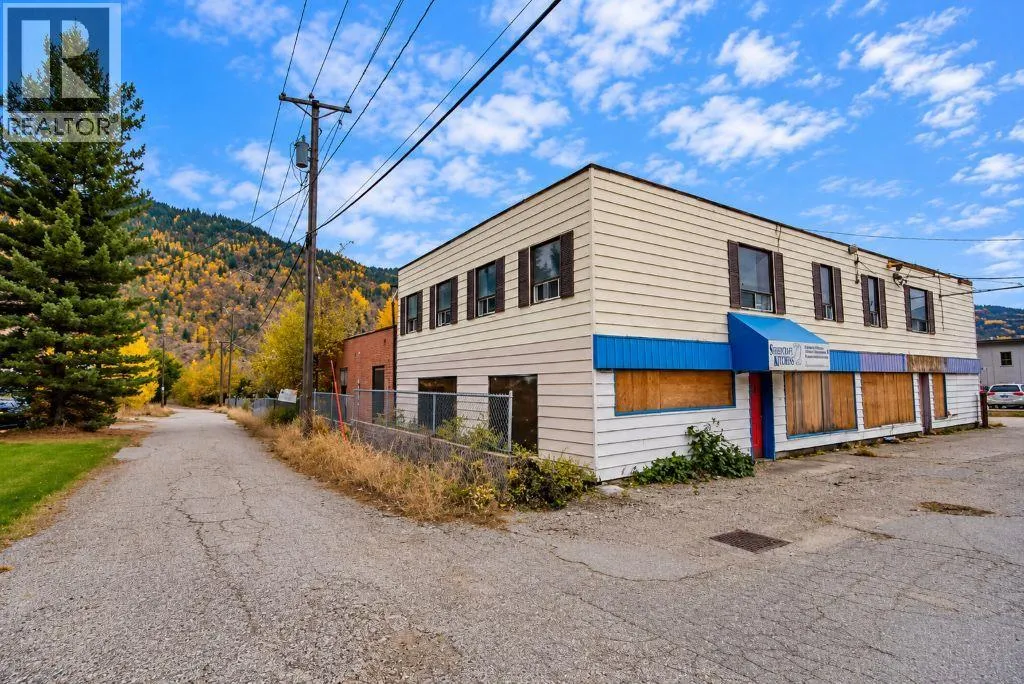 3192 Highway Drive