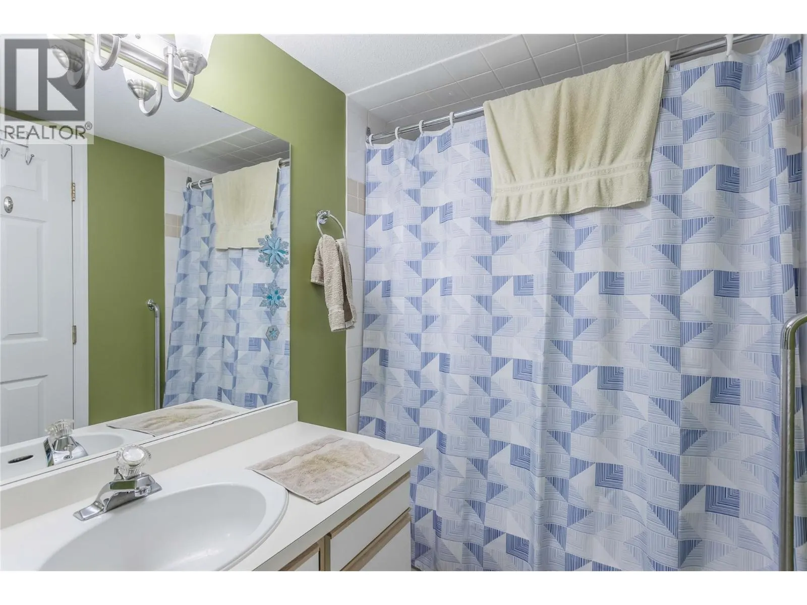 180 Hollywood Road N Unit# 202