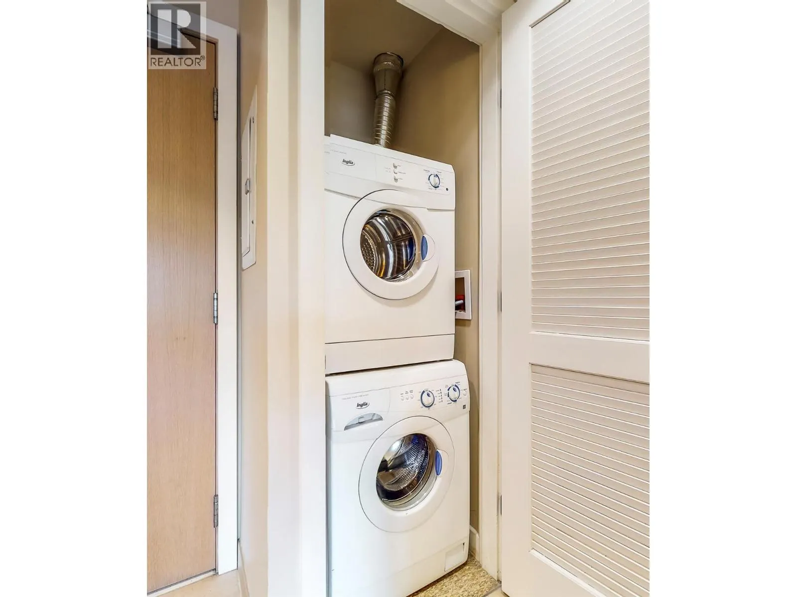 15 Park Place Unit# 312 F