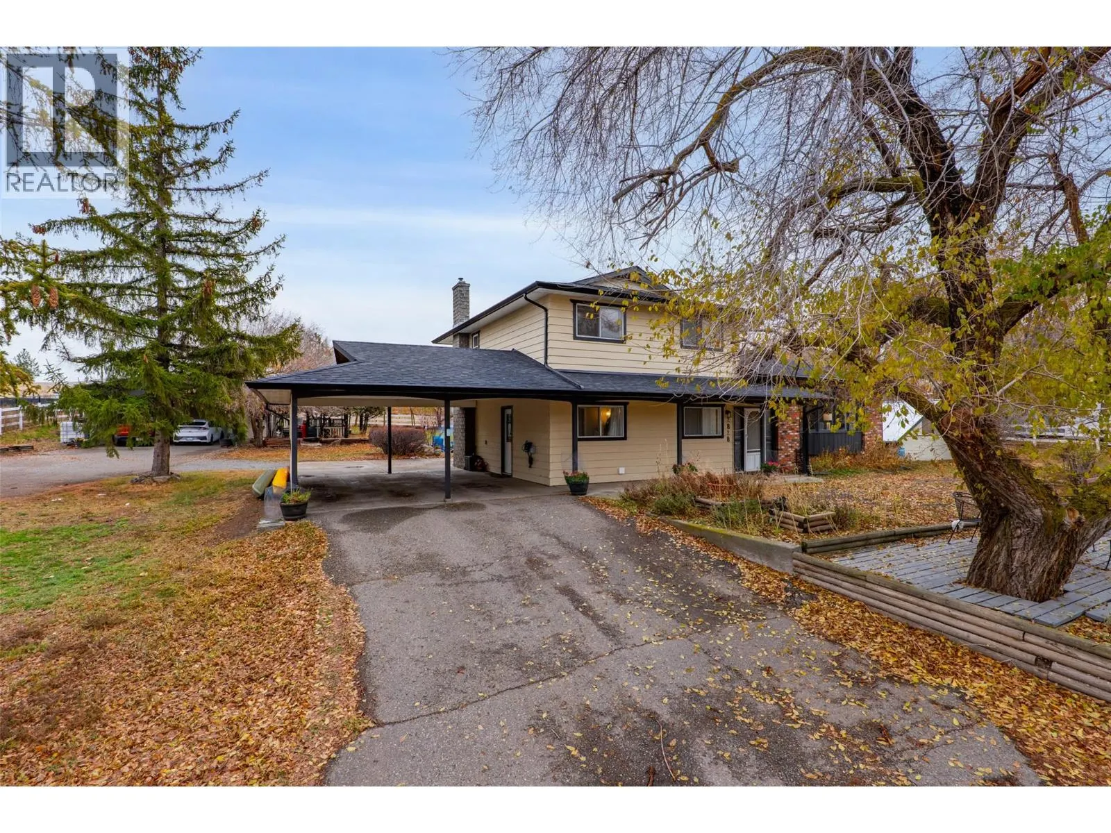 2828 Long Lake Road