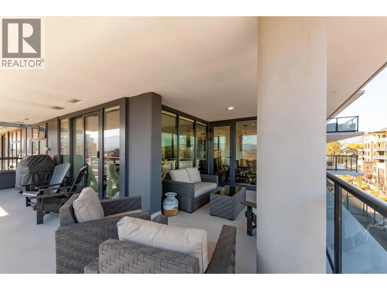 485 Groves Avenue Unit# 401