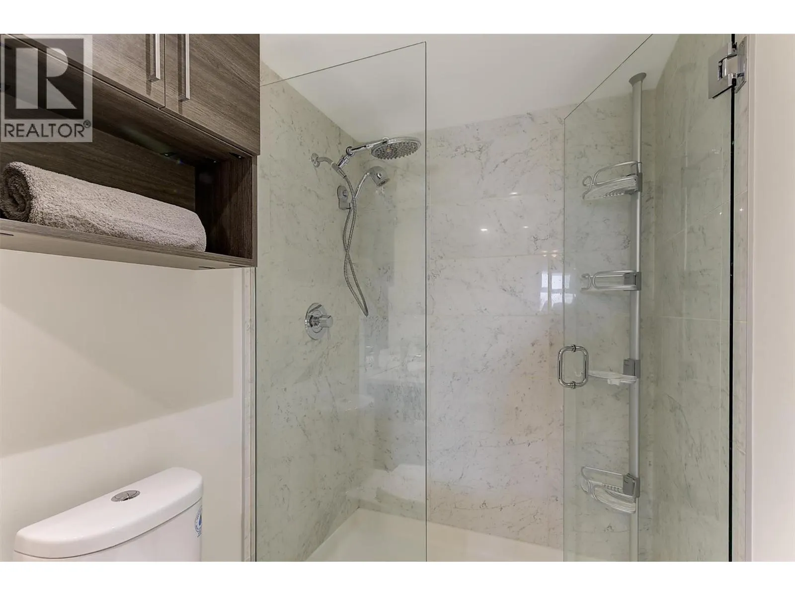 485 Groves Avenue Unit# 401