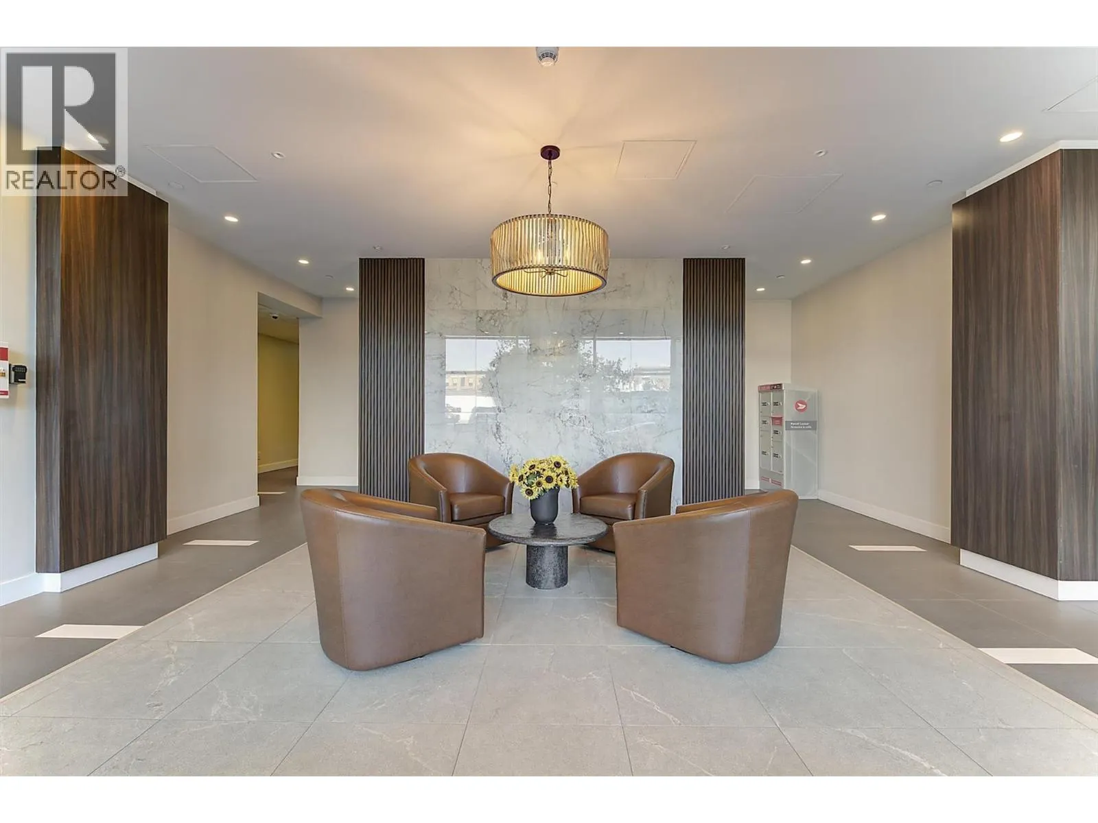 485 Groves Avenue Unit# 401