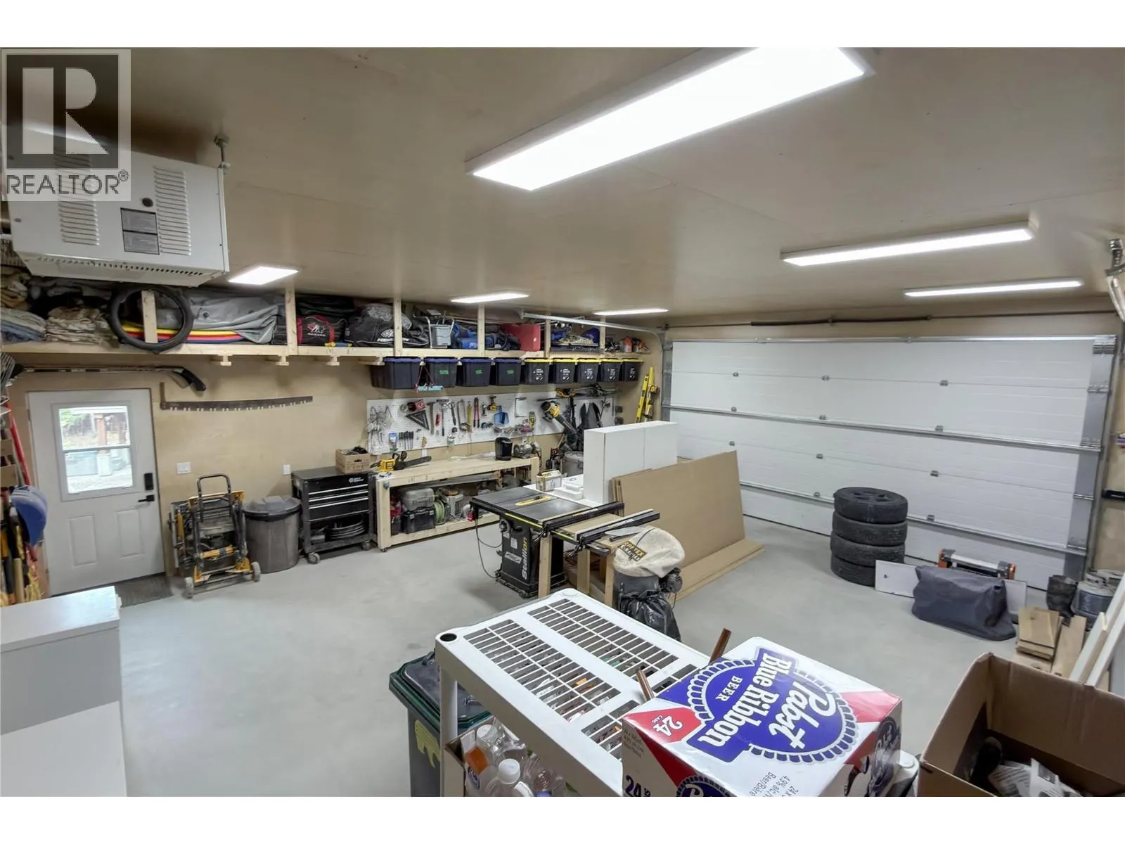 1545 Quartz Crescent