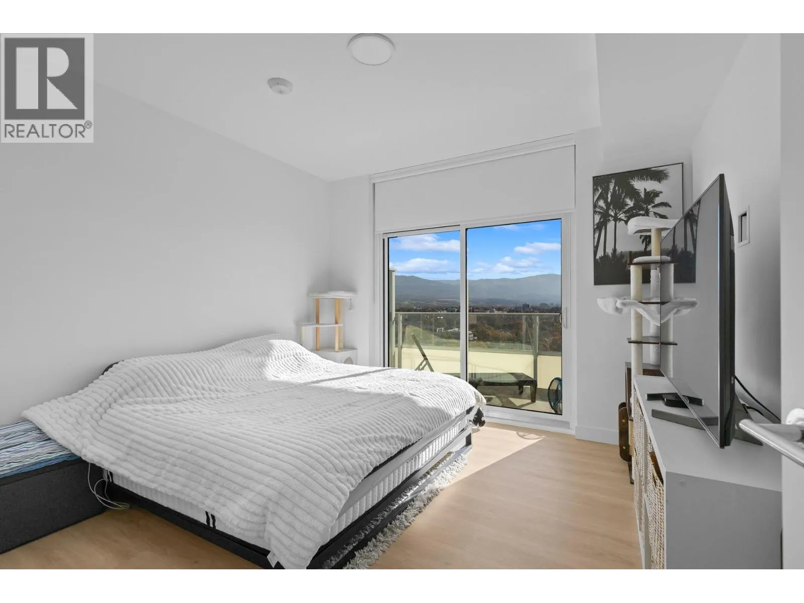 238 Leon Avenue Unit# 1407
