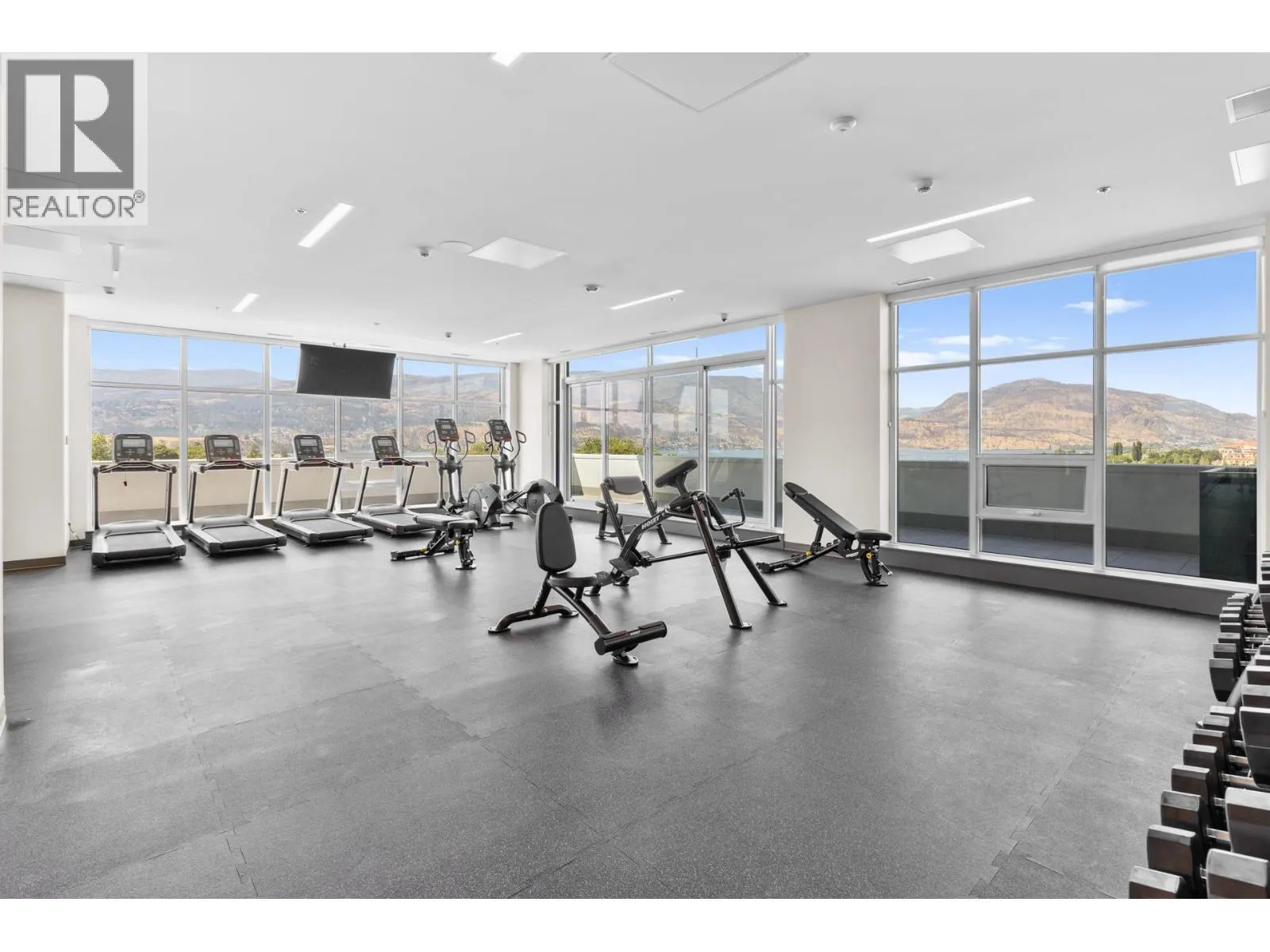 238 Leon Avenue Unit# 1407