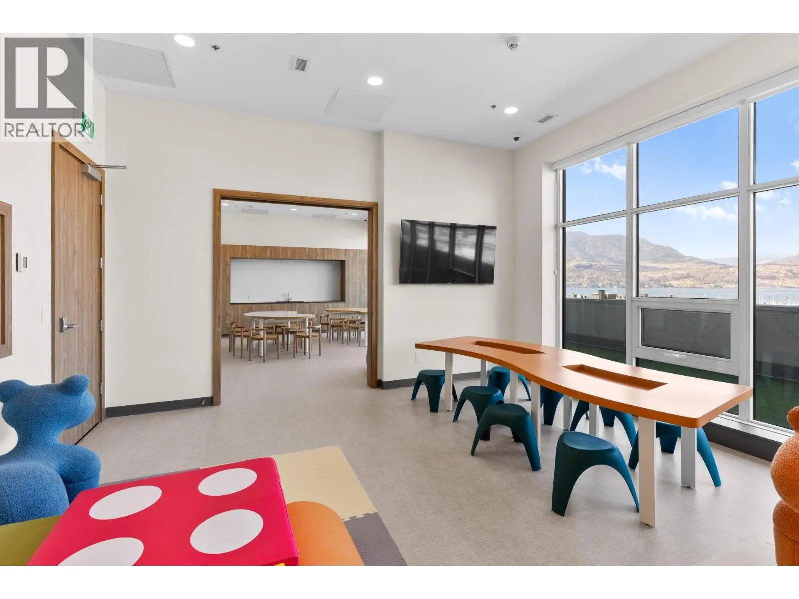 238 Leon Avenue Unit# 1407